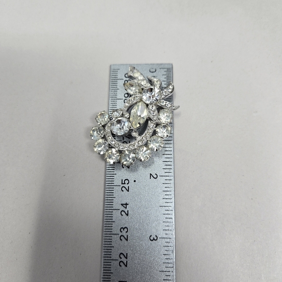 Eisenberg Ice Womens Clear Rhinestone Brooch Pin Silver Tone, Flower Curved Stem - Picture 5 of 11